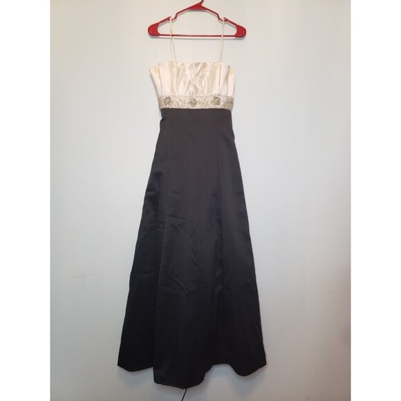 Masquerade Dresses & Skirts - Masquerade Juniors Sz 9 / 10 Formal Dress Prom Strapless White Black Sparkle